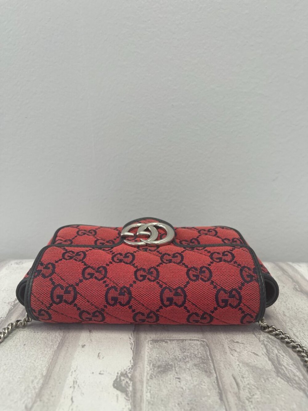 Gucci Marmont GG Limited Edition Mini Red Canvas Crossbody Bag - Preowned - Picture 7 of 10